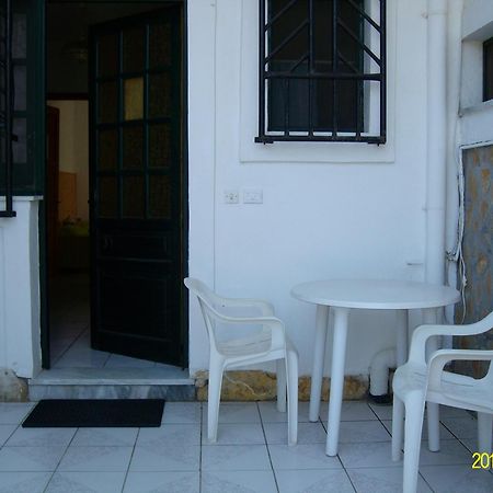 Lakis Apartments Ахарави Экстерьер фото